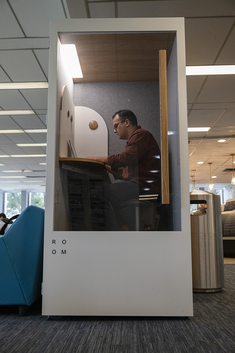 Photo of Skylar Lukic in first floor booth by Rebecca Devereaux