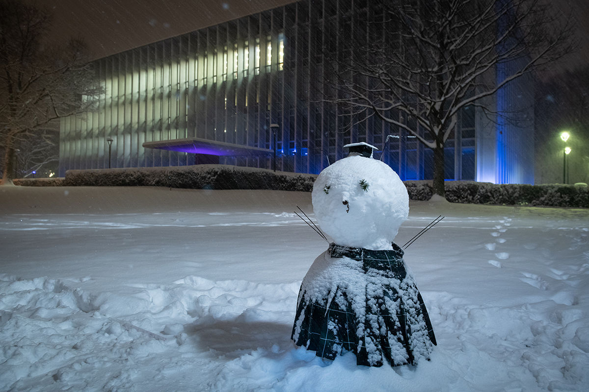 Snowman in front of Hunt Library