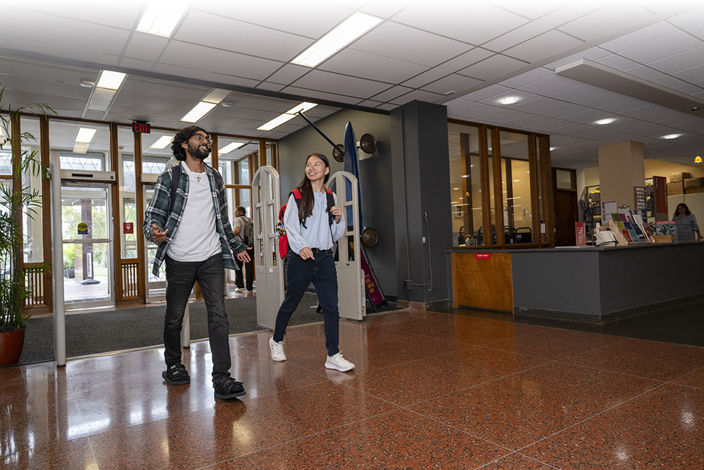 CMU students entering Hunt Library