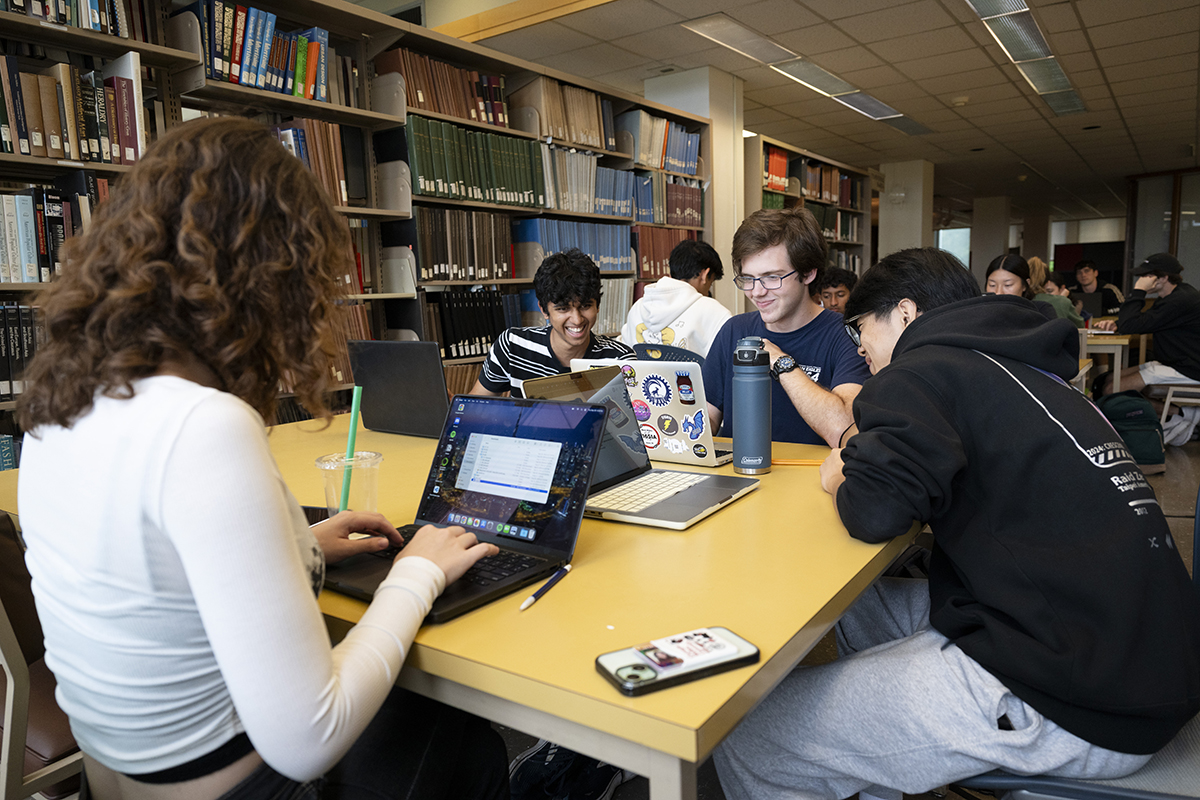 Students in Hunt Library. Photo by Rebecca Devereaux.