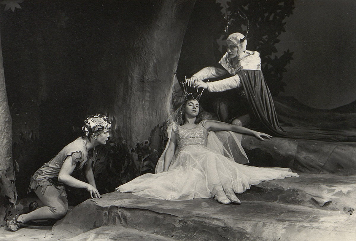 Lester Rawlins in "A Midsummer Night's Dream" (1948)