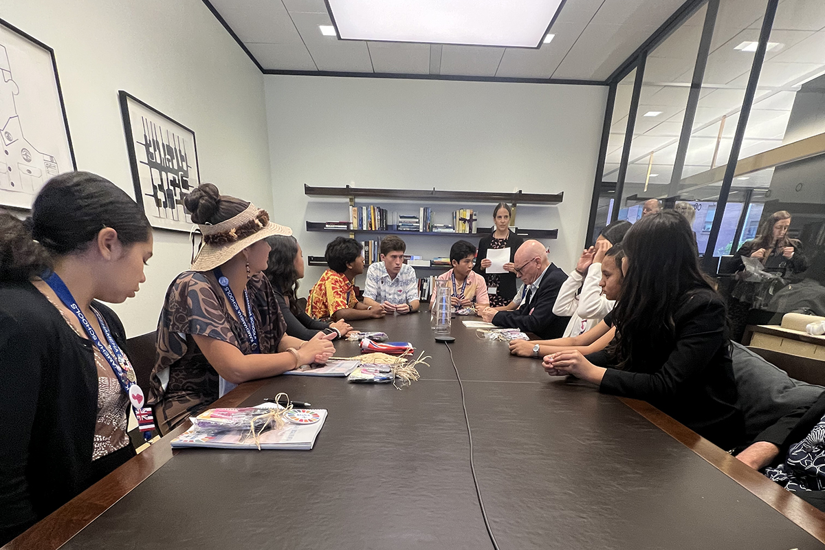 The interns had the opportunity to sit down with the students from Hawaii to discuss their work and share what we have done on a university level.